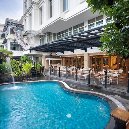 Jambuluwuk Malioboro Hotel Yogyakarta-3