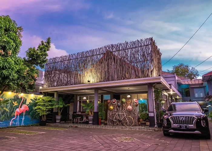 Guest house: Metro Malioboro Living