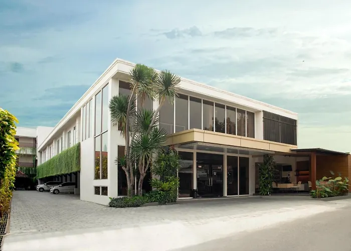 Airport Hotel: Aveon Express Hotel By Daphna International