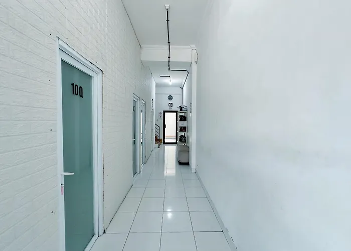 Cheap hotel: Stay Hub